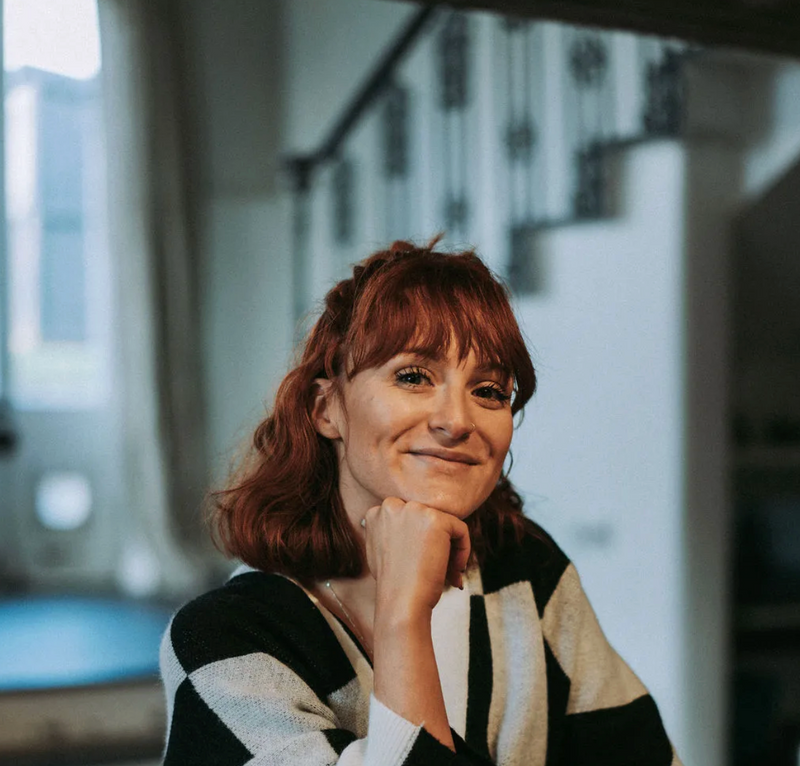 Tapping to reduce cravings with Emily Andrew