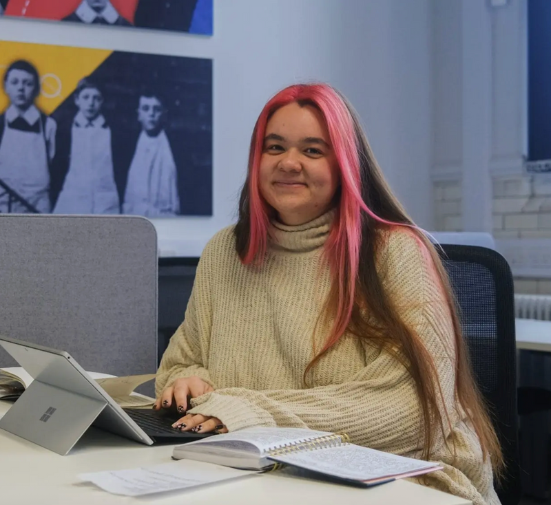 Self-love letter writing with Aisha Lama
