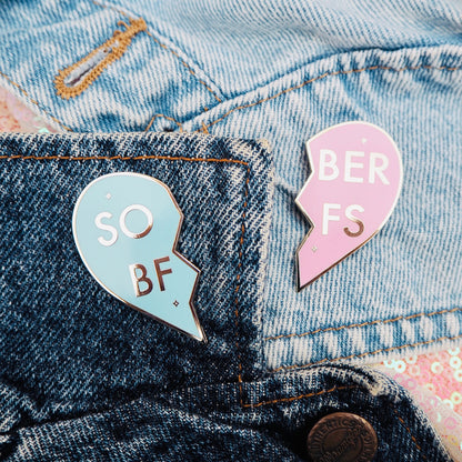 Sober BFF 2-part pin badge